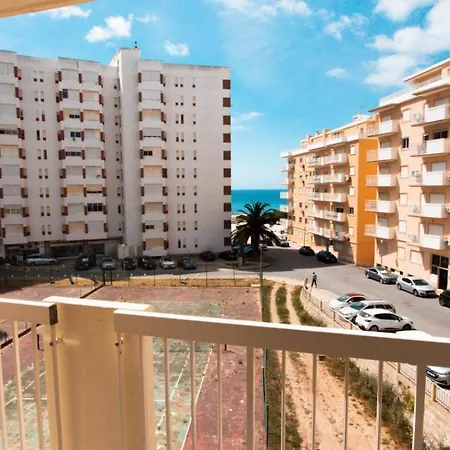 Colmeia- Local * Armacao de Pera
