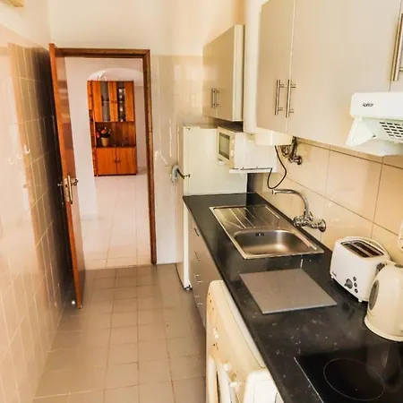 Vendégház Colmeia- Local Armação de Pêra