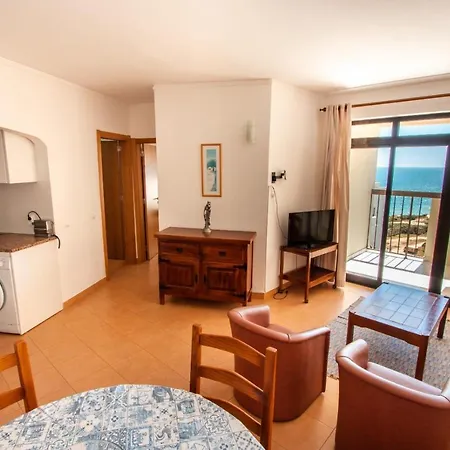 Colmeia- Local Vendégház 3*