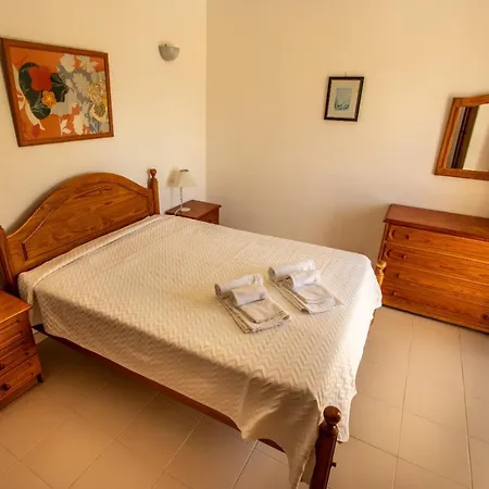 Colmeia- Local Vendégház 3*