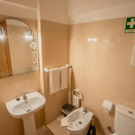 Guest house Colmeia- Local *